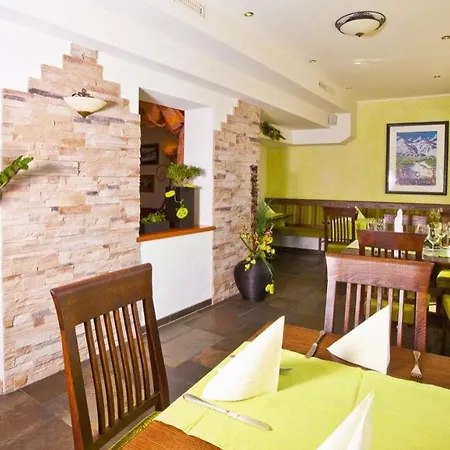 Bellevue Гостевой дом Зёльден